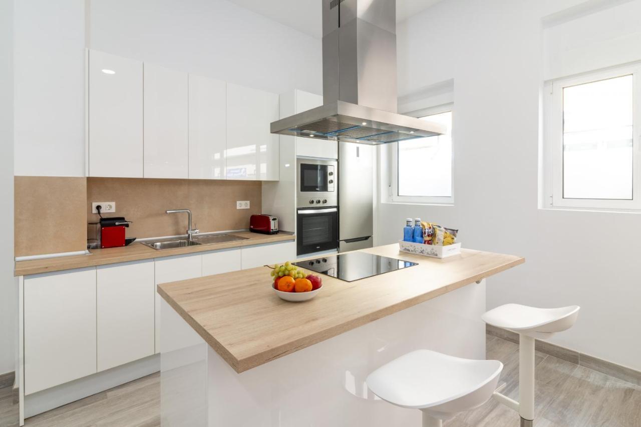Homeforguest Moderno Apartamento En Santa Cruz Exterior photo