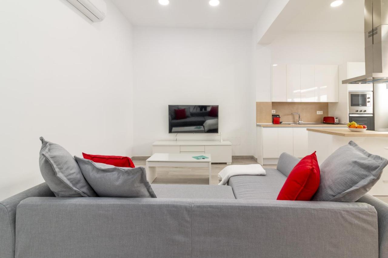 Homeforguest Moderno Apartamento En Santa Cruz Exterior photo