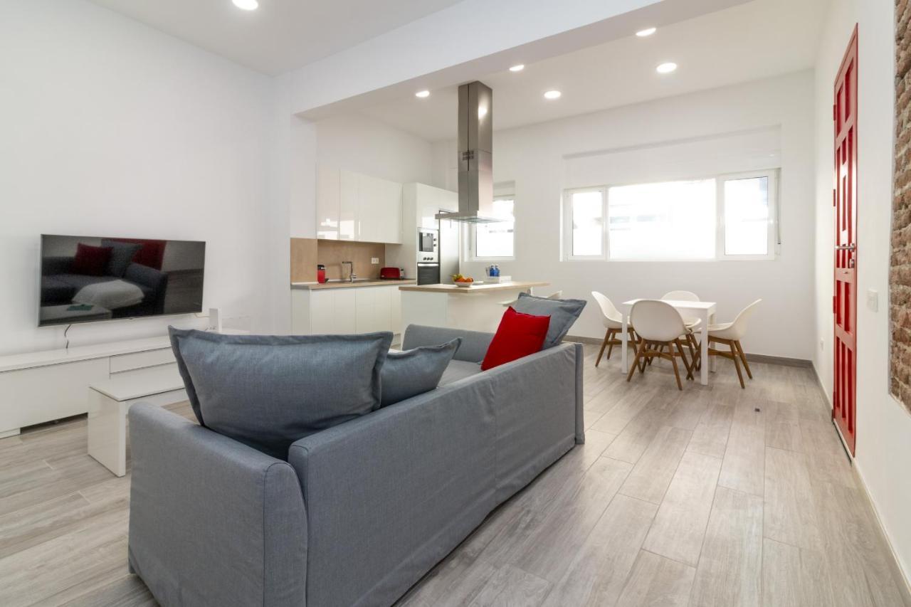 Homeforguest Moderno Apartamento En Santa Cruz Exterior photo