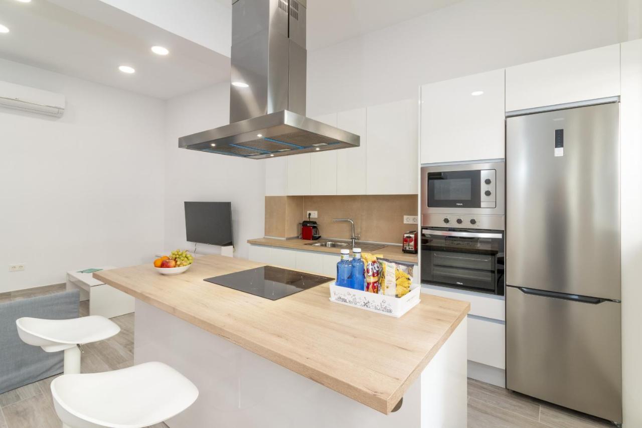 Homeforguest Moderno Apartamento En Santa Cruz Exterior photo